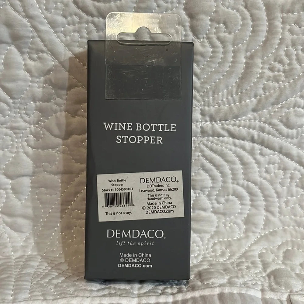 Wish wine bottle stopper and wine charms, set‎ of 8, new